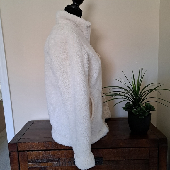 Uniqlo Reversible Jacket Sherpa Fleece Cream Size Small Cozy Neutral Zip Up - Picture 9 of 14